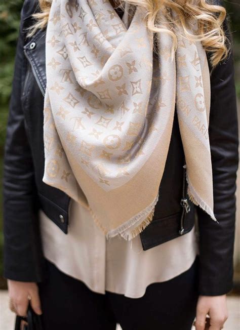 louis vuitton bags with scarf